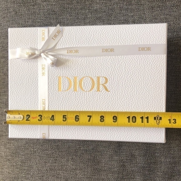 Dior White Empty Rectangle Gift Box Paper White Logo Ribbon Holiday Gift - Picture 15 of 16